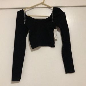 Black long sleeve Aeropostale crop top